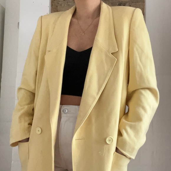 Jackets & Blazers - Vintage Butter Yellow Blazer